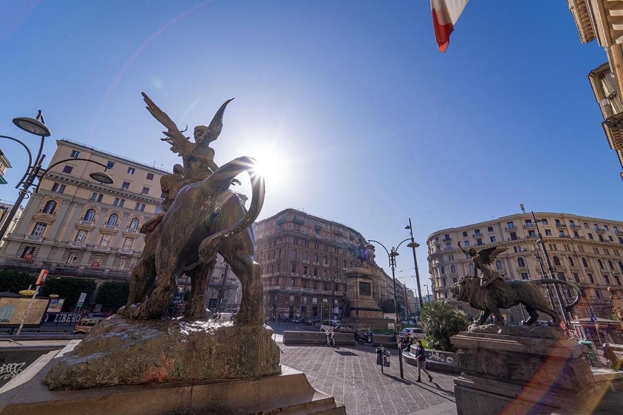 Отель Royal Art H Duomo - Napoli Centro, By Clapa Group Экстерьер фото Fountain of the Three Graces