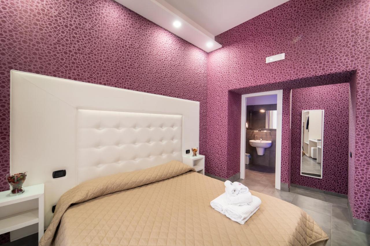 Отель Royal Art H Duomo - Napoli Centro, By Clapa Group Экстерьер фото A room at the hotel
